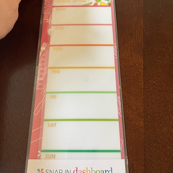 Erin Condren Bundle: vegan leather weekly planner, 3 Snap in Dashboards, pouch - Picture 10 of 16